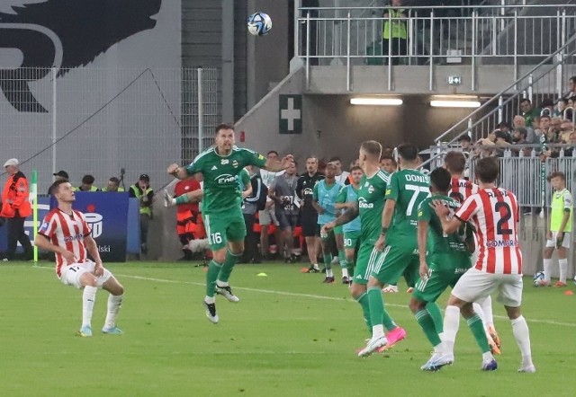 Radomiak Radom przegrał pierwszy mecz na nowym stadionie. Lepsza okazała się Cracovia.