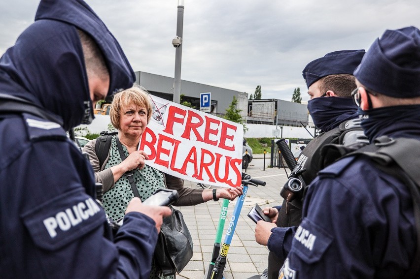 Demonstracja poparcia dla białoruskich opozycjonistów przed...