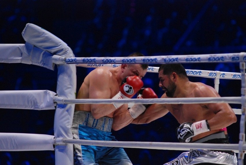 Tomasz Adamek przegrał z Erikiem Moliną na Polsat Boxing Night