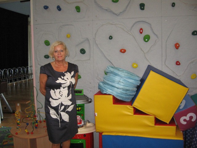 MDK prowadzi też Akademię Malucha- mówi Elżbieta Sobkowiak, dyrektor MDK.- W tym roku jest 70 - cioro dzieci. Te dzieci jako starsze przyjdą do nas na zajęcia.