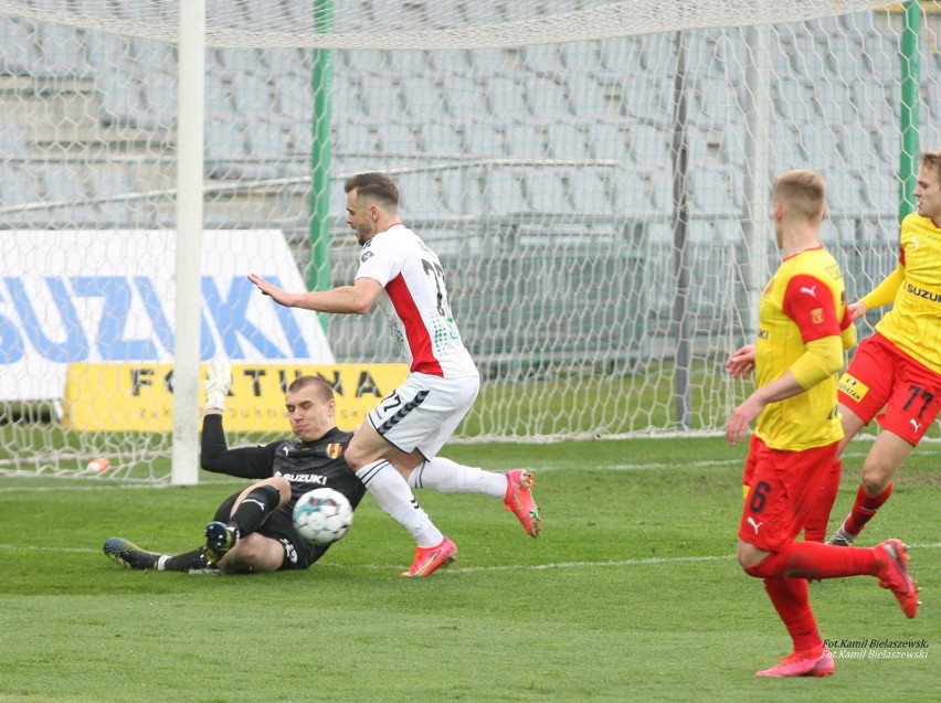 Fortuna 1 Liga. Korona Kielce gra z Sandecją Nowy Sącz. To jest czas weryfikacji zawodników [ZDJĘCIA]