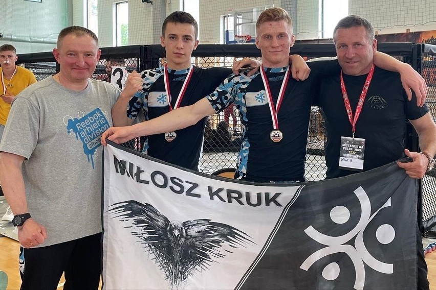 Miłosz Kruk i Oskar Rembak złotymi medalistami mistrzostw Polski w MMA