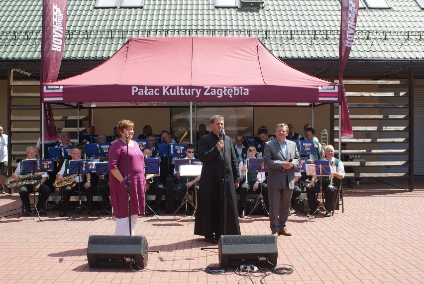 Goście z Włoch i Czech bawią się w Centrum Sportów Letnich...