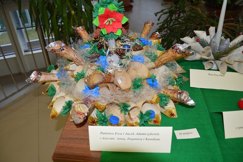 Biblioteka w Stalowej Woli wyłoniła zwycięzców w konkursie na świąteczny stroik ekologiczny [ZDJĘCIA] 