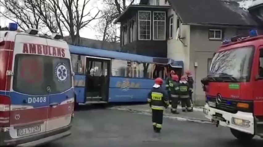 Wypadek autobusu w Karpaczu