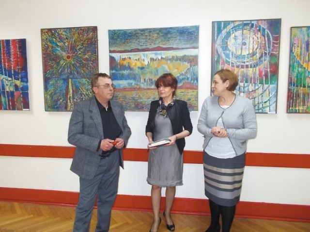 W Bielskim Domu Kultury swoje prace zaprezentował Stanisław Poskrobko, mieszkaniec wsi Rybaki nad Narwią.