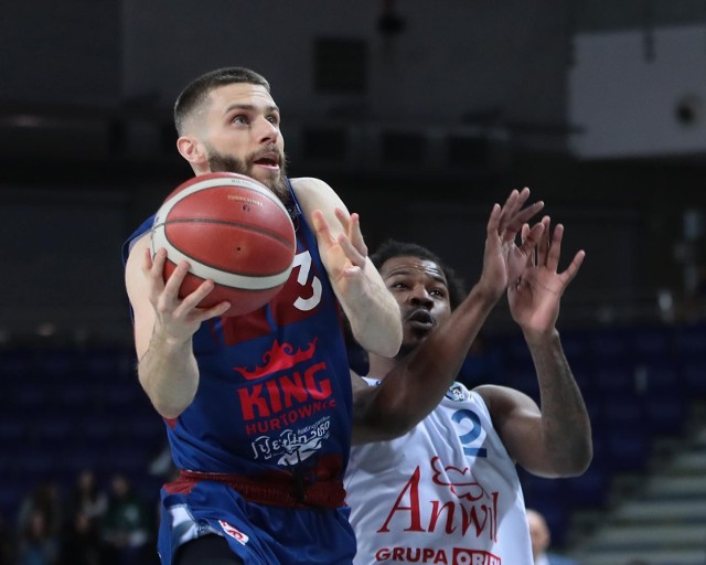 King Szczecin - Anwil Włocławek 76:77 w 2. ćwierćfinale ekstraklasy koszykarzy.