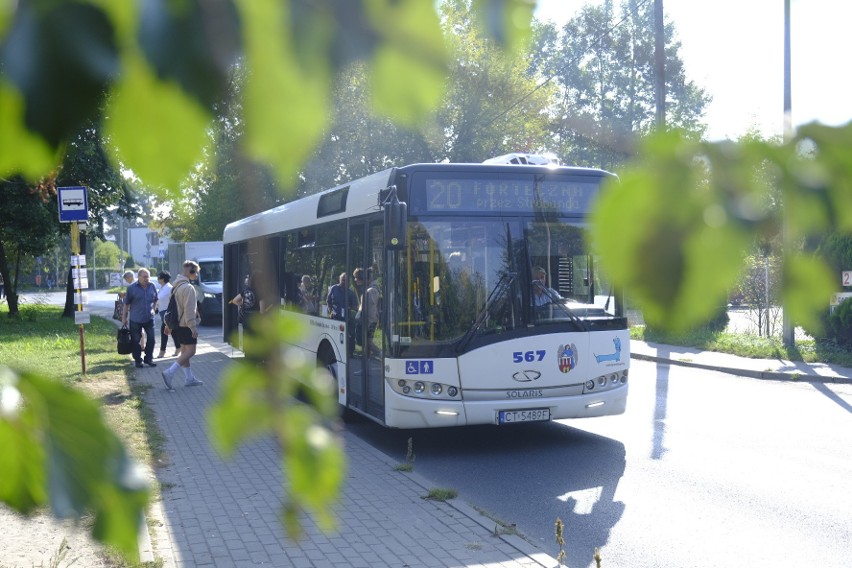 Rozkłady jazdy autobusów linii nr 10 i 20 od 28 września...