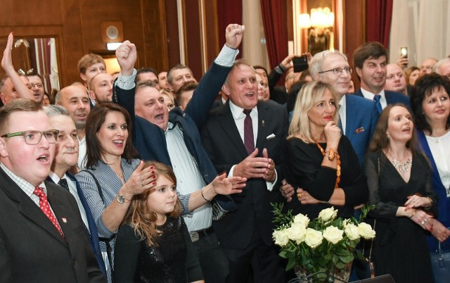 Radość podczas wieczoru wyborczego Prawa i Sprawiedliwości była uzasadniona. W Bydgoszczy ta partia zgarnęła aż pięć mandatów, pomimo, że więcej głosów oddano na Koalicję Obywatelską