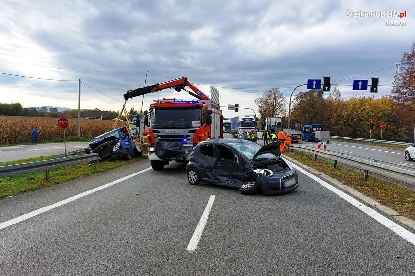 Wypadek na drodze krajowej nr 81 w Drogomyślu....