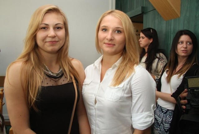 Patrycja Sperka (z lewej) i Weronika Rybak będą otrzymywać stypendium marszałka przeznaczone dla najbardziej perspektywicznych młodych sportowców. 
