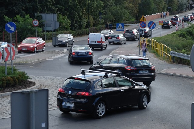 Nikt chyba nie ma wątpliwości, że w Sępólnie i Kamieniu  są potrzebne obwodnice. Szkoda, że dopiero teraz.