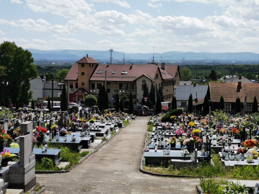 Powiat chrzanowski wyludnia się. Chrzanów niechlubnym...