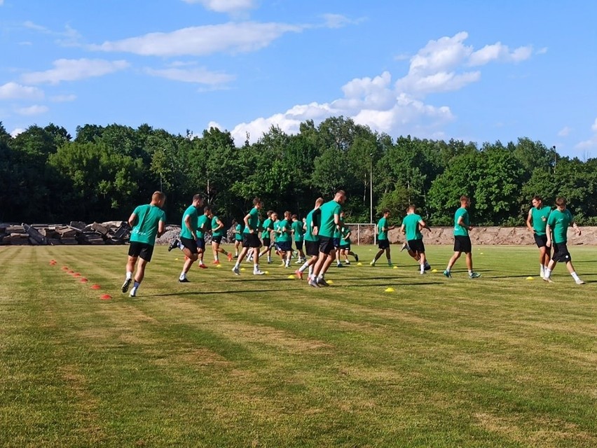 Star Starachowice rozpoczął treningi przed startem 3. ligi. Zespół rozegra 7 sparingów. Zobaczcie zdjęcia z pierwszego treningu