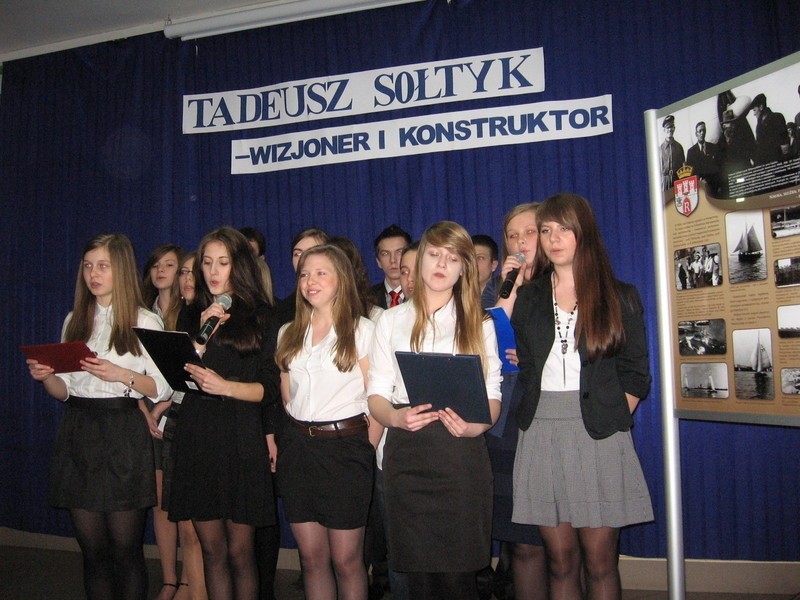 Zaśpiewano "Marsz sokołów” - ulubioną pieśń Tadeusza Sołtyka...
