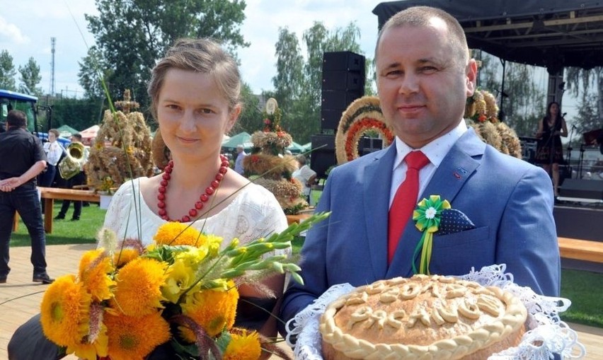 Ewelina Chmielewska i Rafał Sęk pełnili honory starostów...