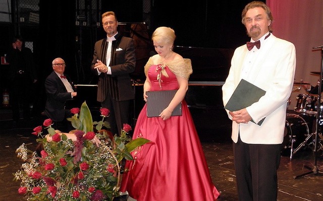 Od lewej: Bogusław Morka, Danuta Dudzińska i Jan Zakrzewski byli muzyczną ozdobą jubileuszu