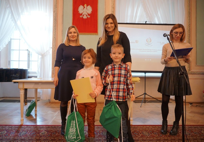 Finał konkursu plastycznego w lubelskich szkołach. Segregację śmieci znają „od deski do deski”