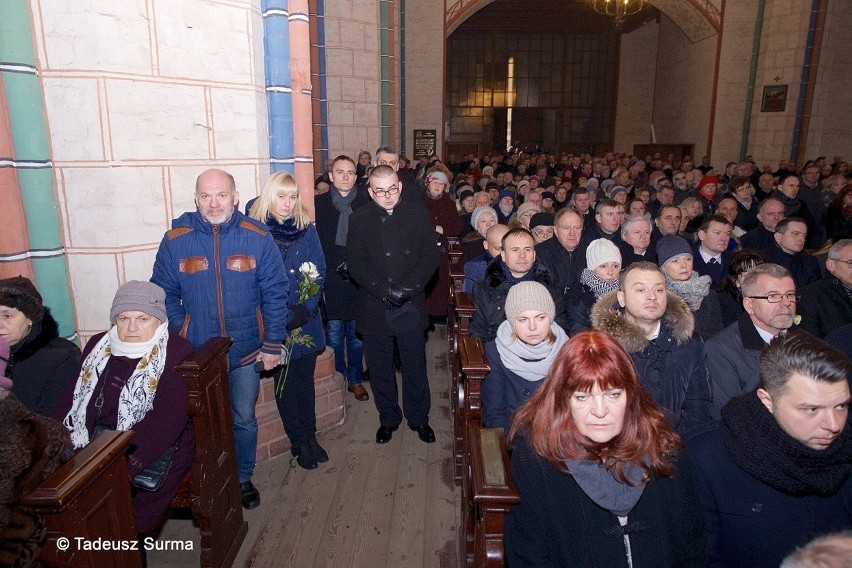 Stargard bez prezydenta. Ostatnie pożegnanie: msza w kolegiacie, kondukt żałobny, pogrzeb [zdjęcia]