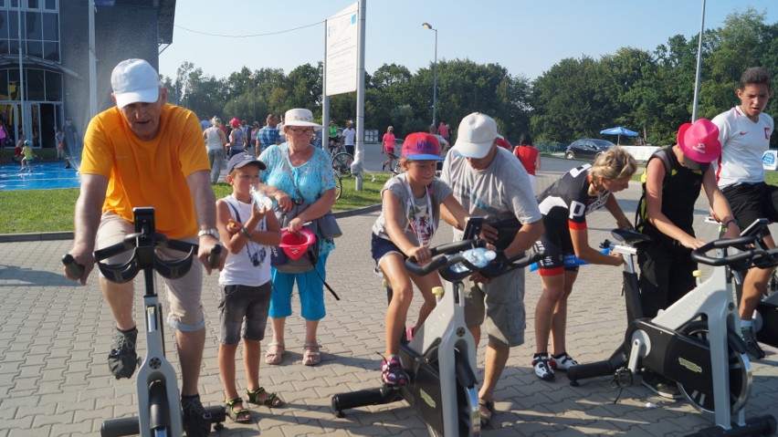 Tour de Pologne 2017 w Jastrzębiu. Kolarze mkną przed siebie