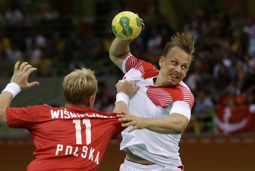 Dramat. Polscy piłkarze ręczni przegrali olimpijski półfinał po dogrywce jedną bramką
