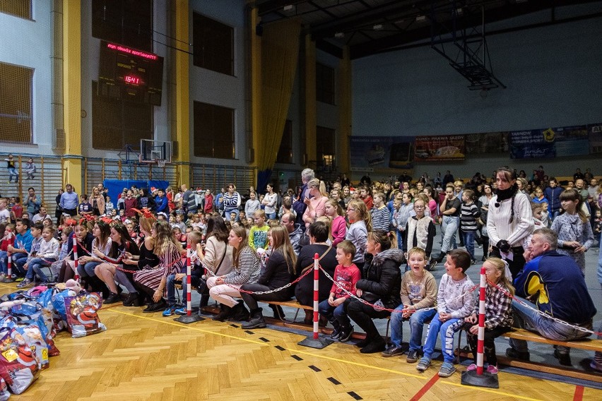 Tarnów. Finał akcji "Wszystkie dzieci są kochane" [ZDJĘCIA]