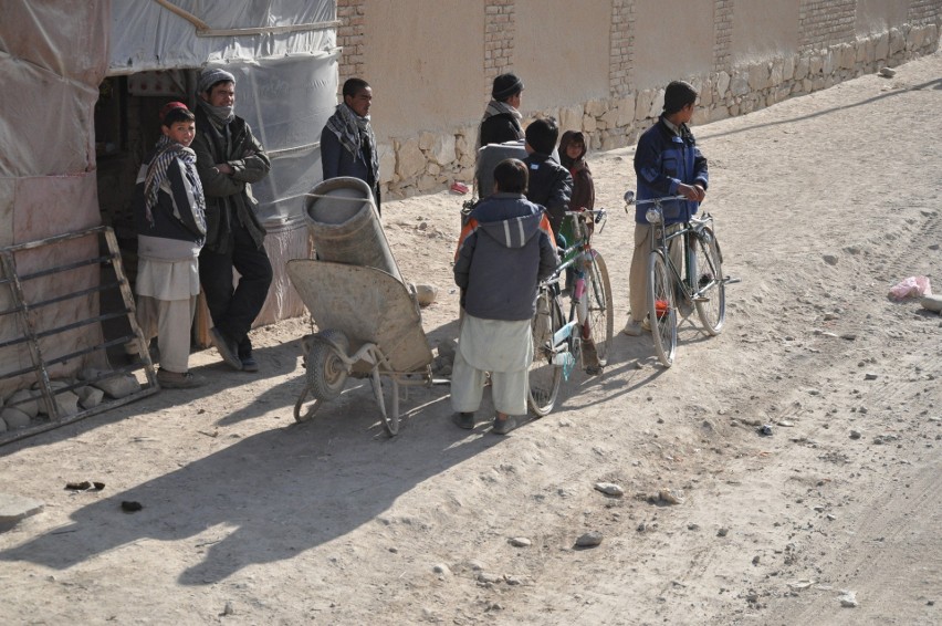 Afganistan. Fundacja PCPM rusza z pomocą dla uchodźców z...