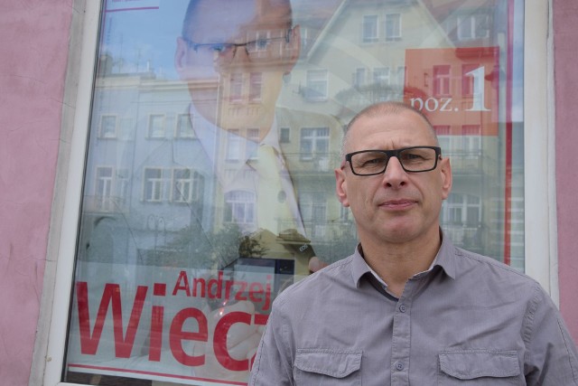 Radny rady miejskiej w Nowej Soli Andrzej Wieczorek był kandydatem Prawa i Sprawiedliwości w wyborach na prezydenta Nowej Soli w 2018 r.
