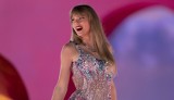 Taylor Swift nie przerwała swojego występu. Z nieba lał się potężny deszcz i biły pioruny