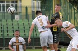 3 liga. Siarka Tarnobrzeg wygrała z ŁKS Probudex Łagów 2:0 i jest blisko 2 ligi. Siarka miała dwa karne, a ŁKS dwie czerwone kartki 