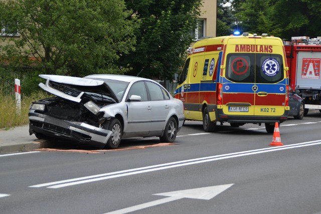 Do zdarzenia doszło na wysokości stacji paliw Valdi, w pobliżu skrzyżowania ulic Bieckiej i Chopina