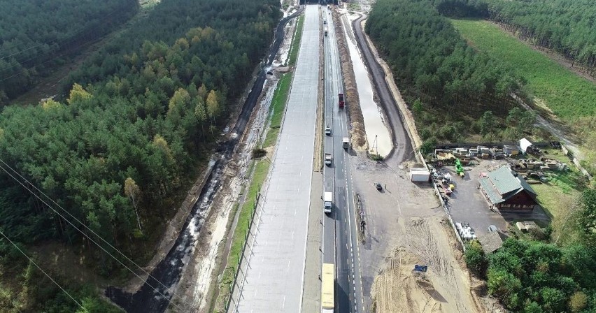 Praktycznie na całej długości odcinka E autostrady A1 lezy...