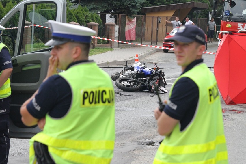 Wypadek motocyklisty w Kamieńcu Wrocławskim 8.07.2015....