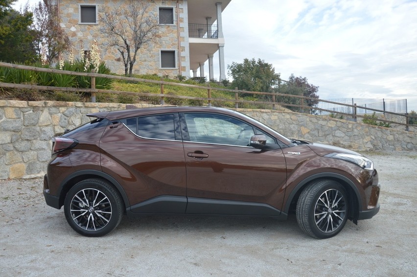 Toyota C-HR...