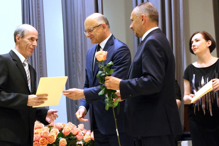 Prezydent Lublina nagrodził najlepszych uczniów. To laureaci konkursów przedmiotowych 