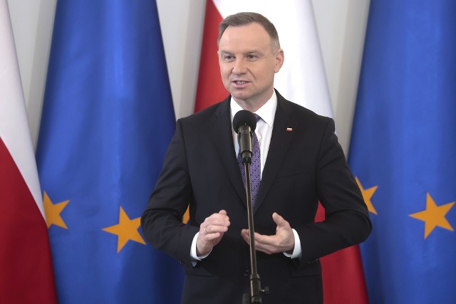 Prezydent Andrzej Duda zapowiedział skierowanie ustawy o SN do Trybunału Konstytucyjnego