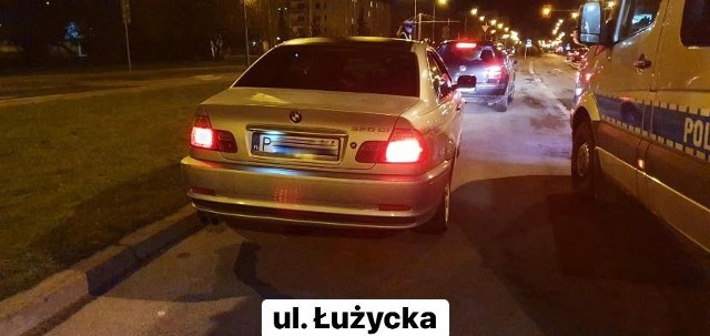 Kierowcy odjechali z mandatami i często bez dowodów rejestracyjnych. Tak było również w przypadku kierowcy BMW, który dzień wcześniej na ul. Wrzesińskiej, jak sam oświadczył policjantom, dopiero „uczył się driftować”