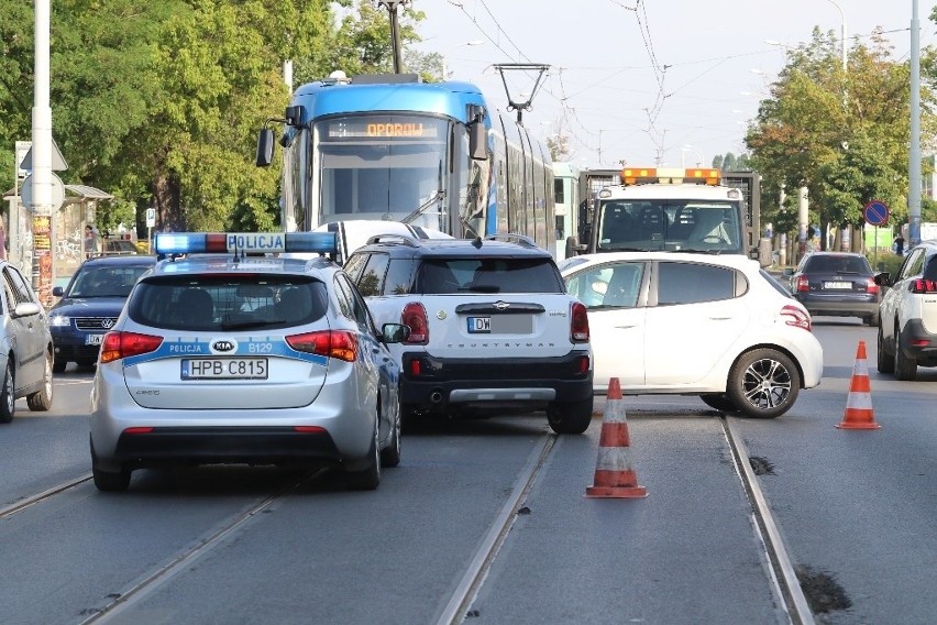 Nie kursują tramwaje, a w okolicy powstały ogromne korki....