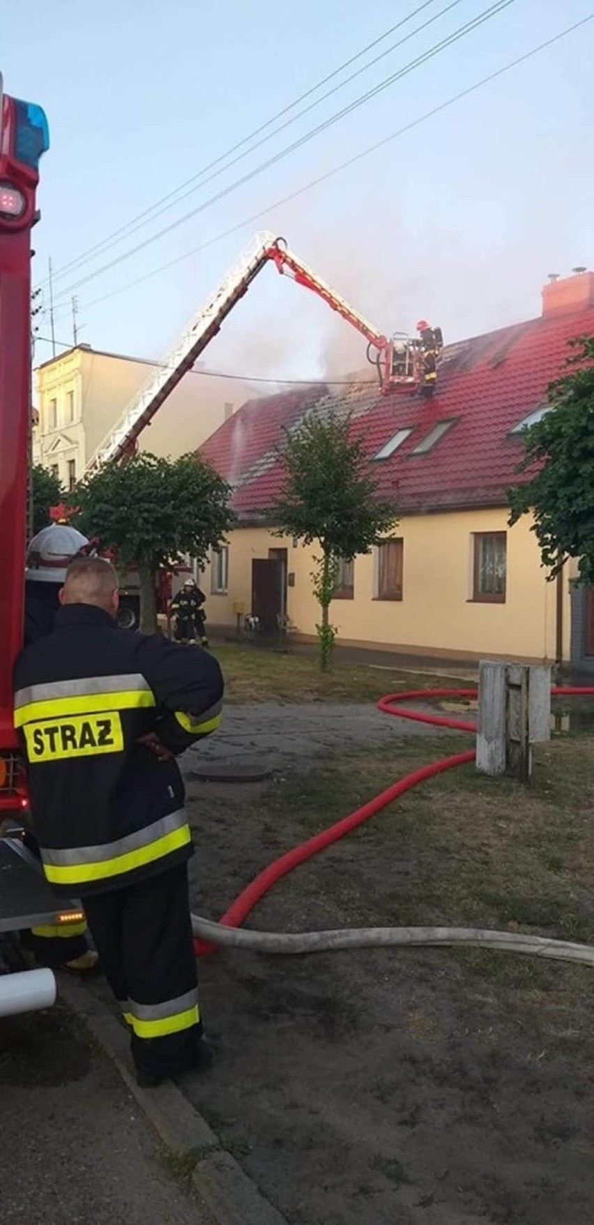 Mężczyzna z obrażeniami ciała, został zabrany do szpitala....