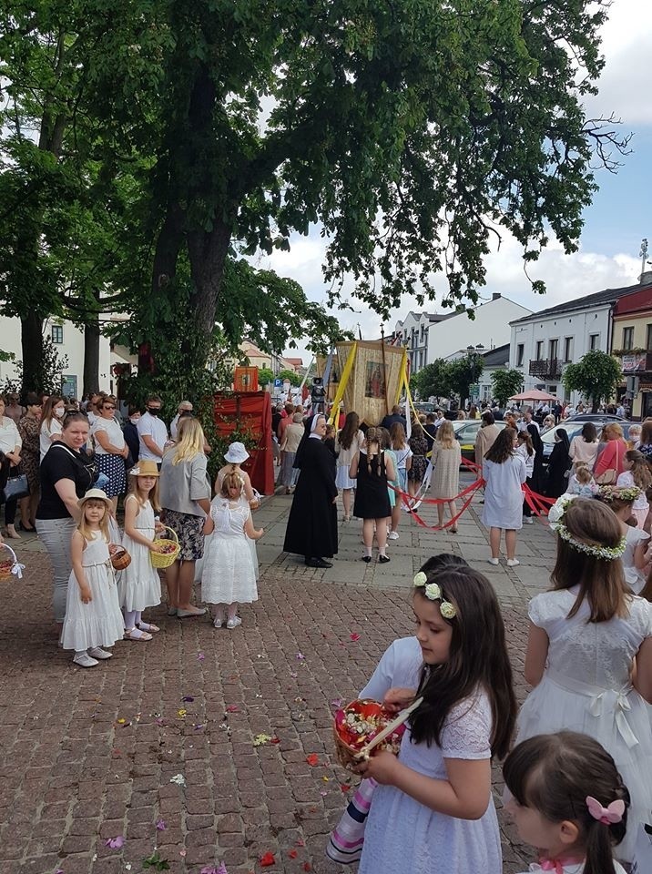 W czwartek, 11 czerwca odbyła się procesja Bożego Ciała w...