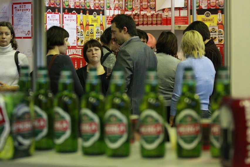 Ponad 100 producentów artykułów spożywczych i alkoholowych...