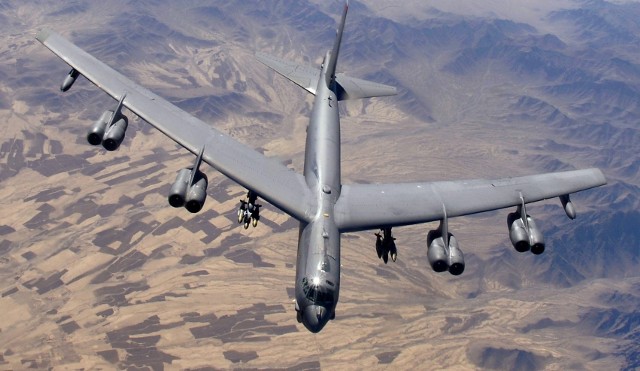 B-52 został stworzony z myślą o przenoszeniu broni jądrowej na dalekie odległości