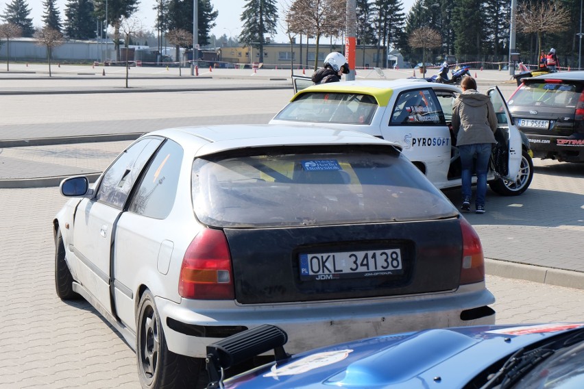 Kierowcy ścigali się na Stadionie Miejskim w Białymstoku