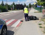 Wypadek przy ul. Kolejowej w Brodnicy. Motocyklista z obrażeniami ciała trafił do szpitala [ZDJĘCIA]