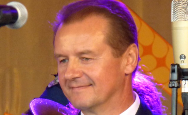 Jarosław Jaworski jest nowym burmistrzem Wiślicy - w poniedziałek złożył uroczyste ślubowanie.