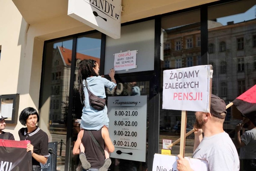 Poniedziałkowa manifestacja miała na celu zwrócenie uwagi na...