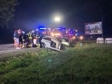 Witów. Poważne zderzenie na prostej drodze. Jedna osoba trafiła do szpitala [ZDJĘCIA]