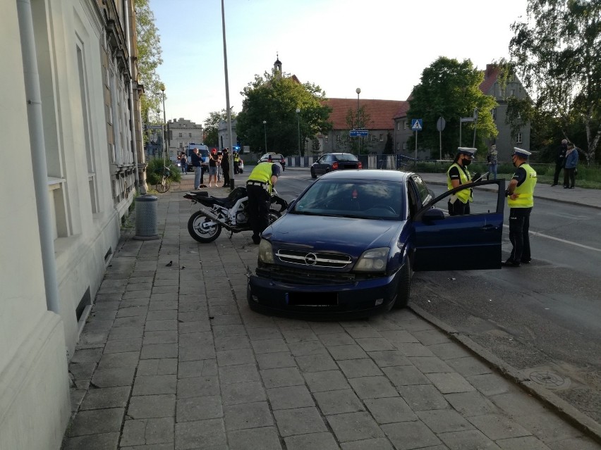 W środę wieczorem doszło do potrącenia motocyklistki na ul....