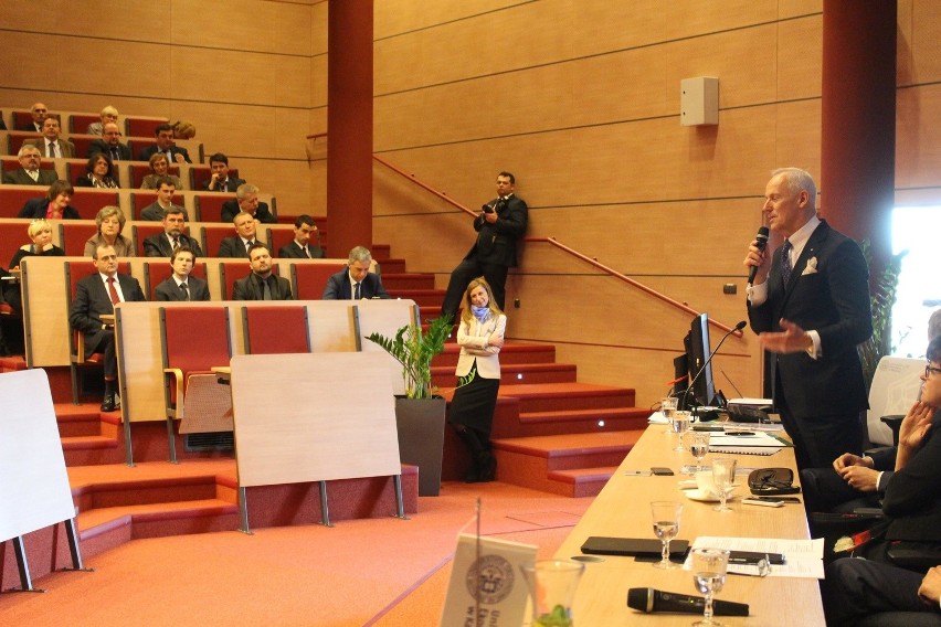 Konferencja pt. "Edukacja zawodowa kluczem do przyszłości...