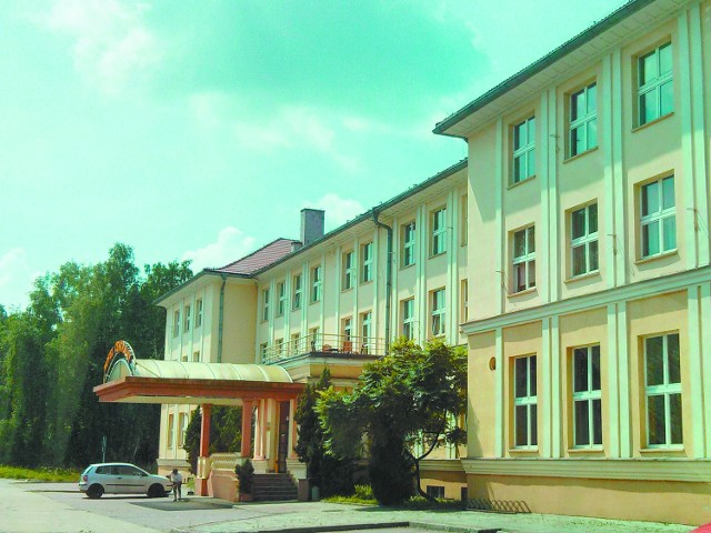 To jest największy hotel w Kędzierzynie-Koźlu. Obecnie w likwidacji.